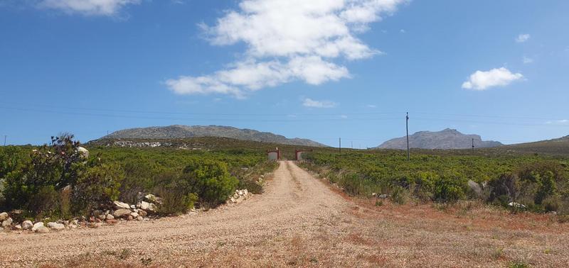 8 Bedroom Property for Sale in Pringle Bay Western Cape